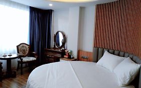 Khách sạn ABAY Nha Trang